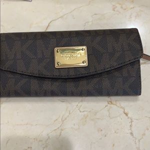 Michael Kors wallet